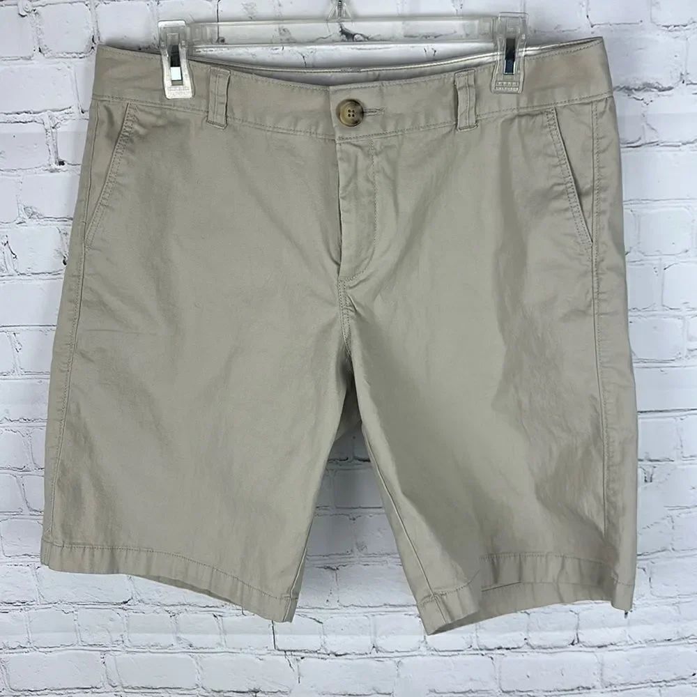 Dockers Khaki Bermuda Shorts Size 12